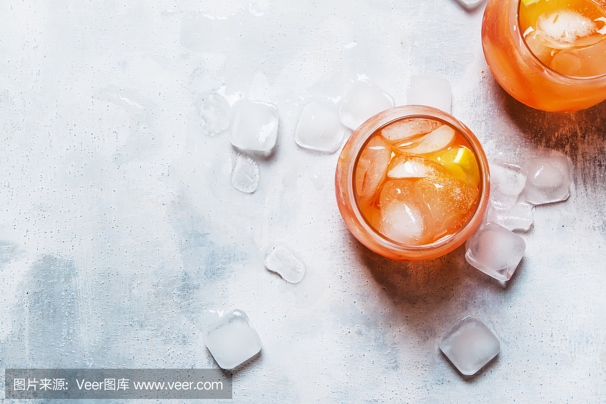 意大利夏季鸡尾酒被命名为Aperol Spritz