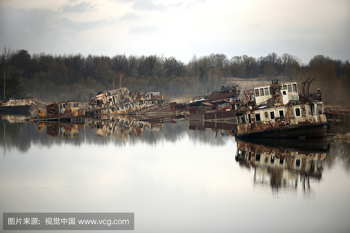 切尔诺贝利,切尔诺贝利市,被抛弃的,船
