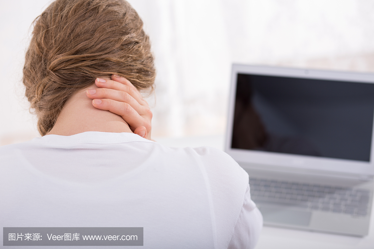 网络欺凌,人肉搜索,网络暴力,笔记本电脑