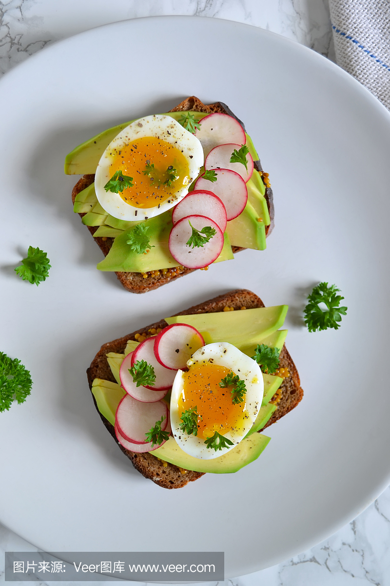 鳄梨,牛油果,吐司面包,烤面包片