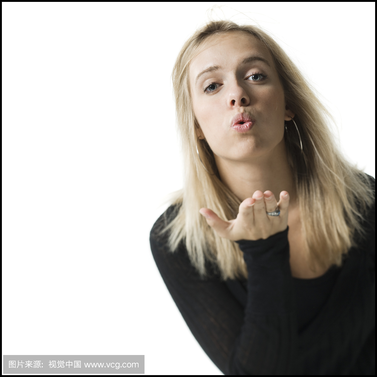 飞吻,给某人飞吻,飞吻某人,青年文化