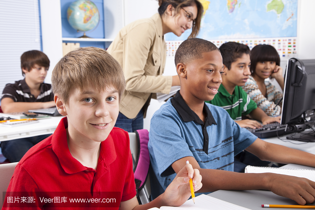 多家人混合教练青少年学生电脑实验民族。初中有真好种族作文图片