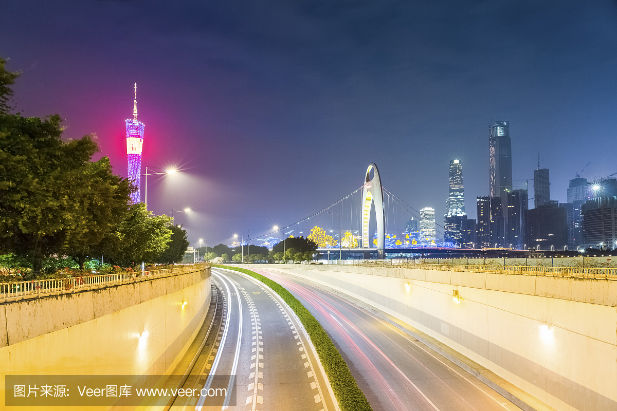 广州天际线与夜晚的公路隧道