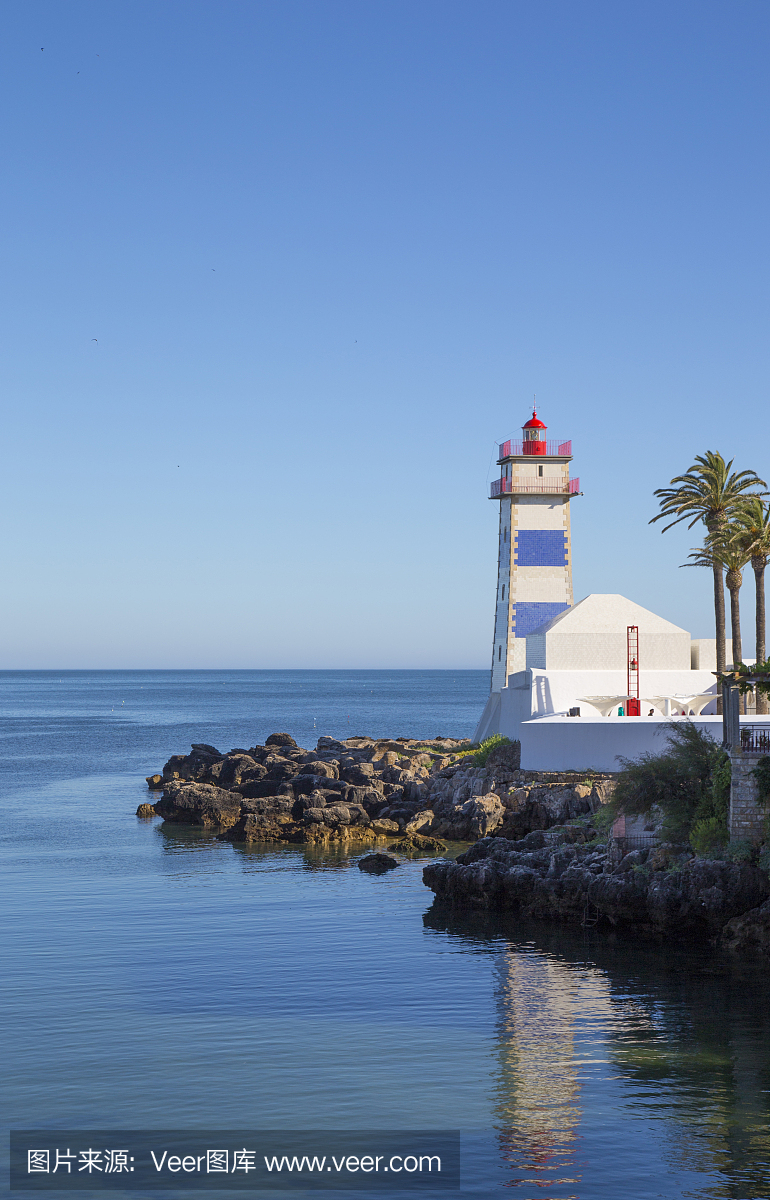 美丽的灯塔在卡斯卡伊斯海边,葡萄牙