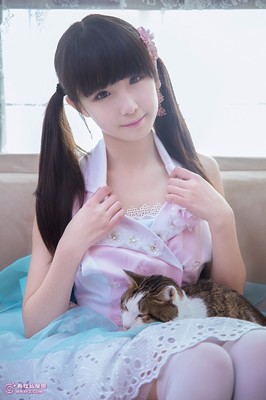 初中萌妹子自拍照