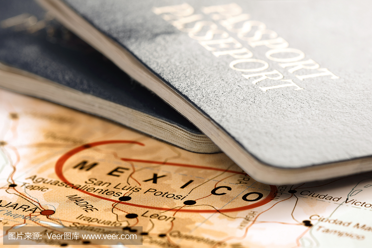 目的地墨西哥护照在地图上。旅游概念。