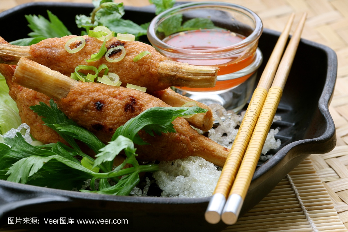ao汤,越南虾蛋糕糖甘蔗串