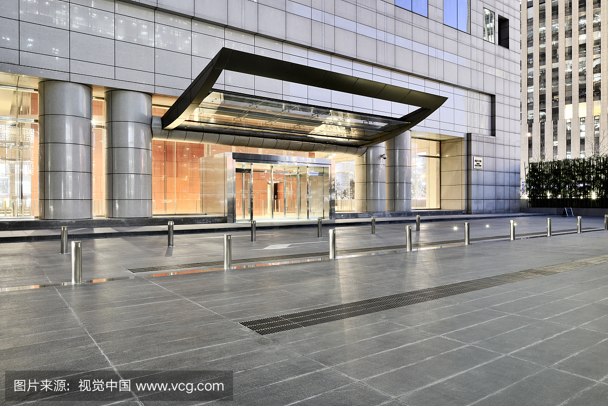 北京CBD高级写字楼门前广场