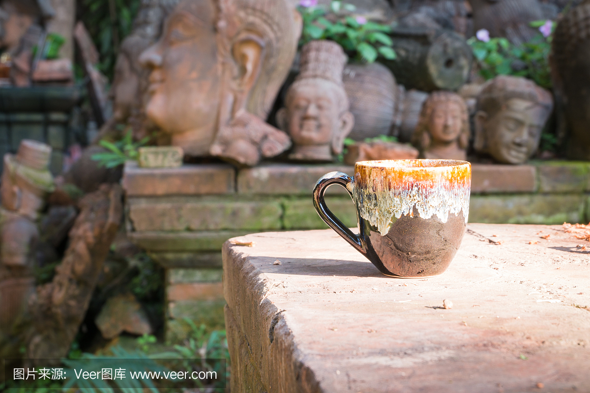 早餐cofee在古代遗体公园