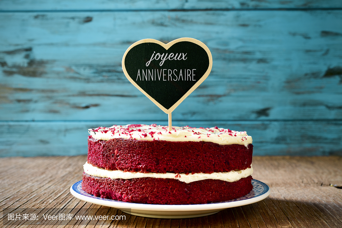 红丝绒蛋糕,红绒蛋糕,生日蛋糕,生日蜡烛