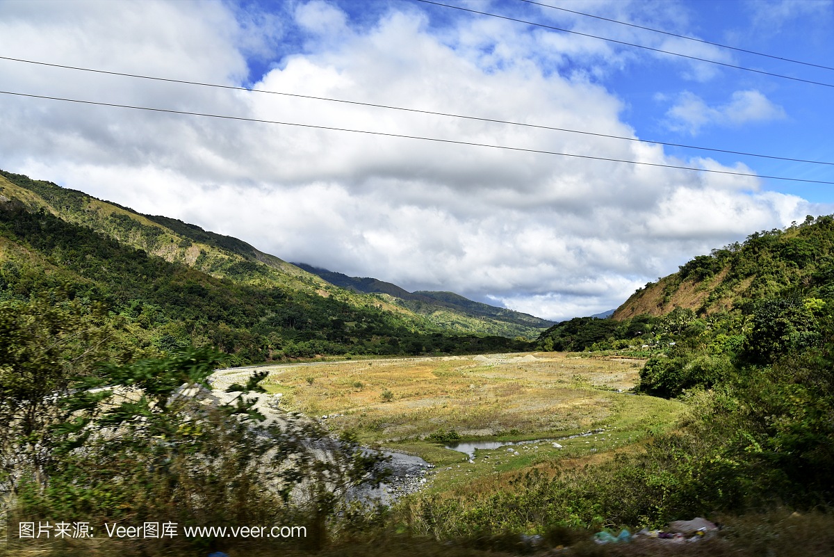 从圣地亚哥市到马尼拉的道路景观