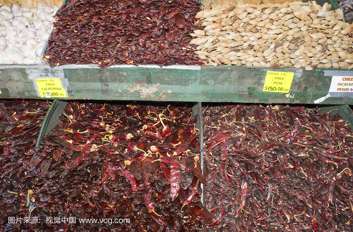 在市政市场干辣椒展示