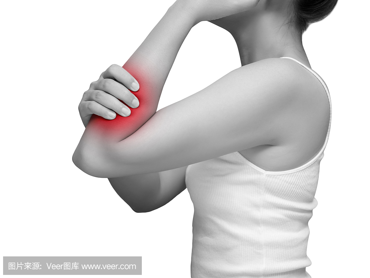 女人患有手臂疼痛,手臂肌肉疼痛。与红色突出