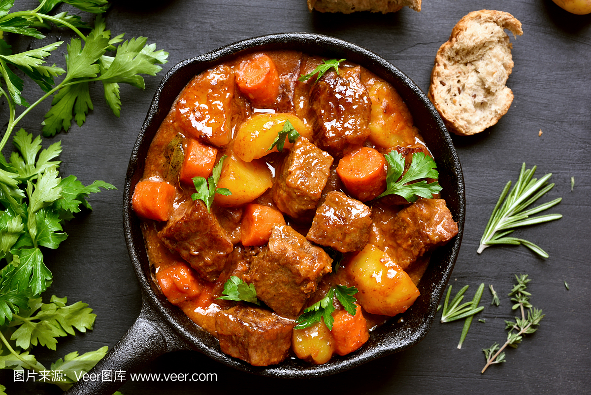 炖牛肉,焖牛肉,煮牛肉,蔬菜炖肉