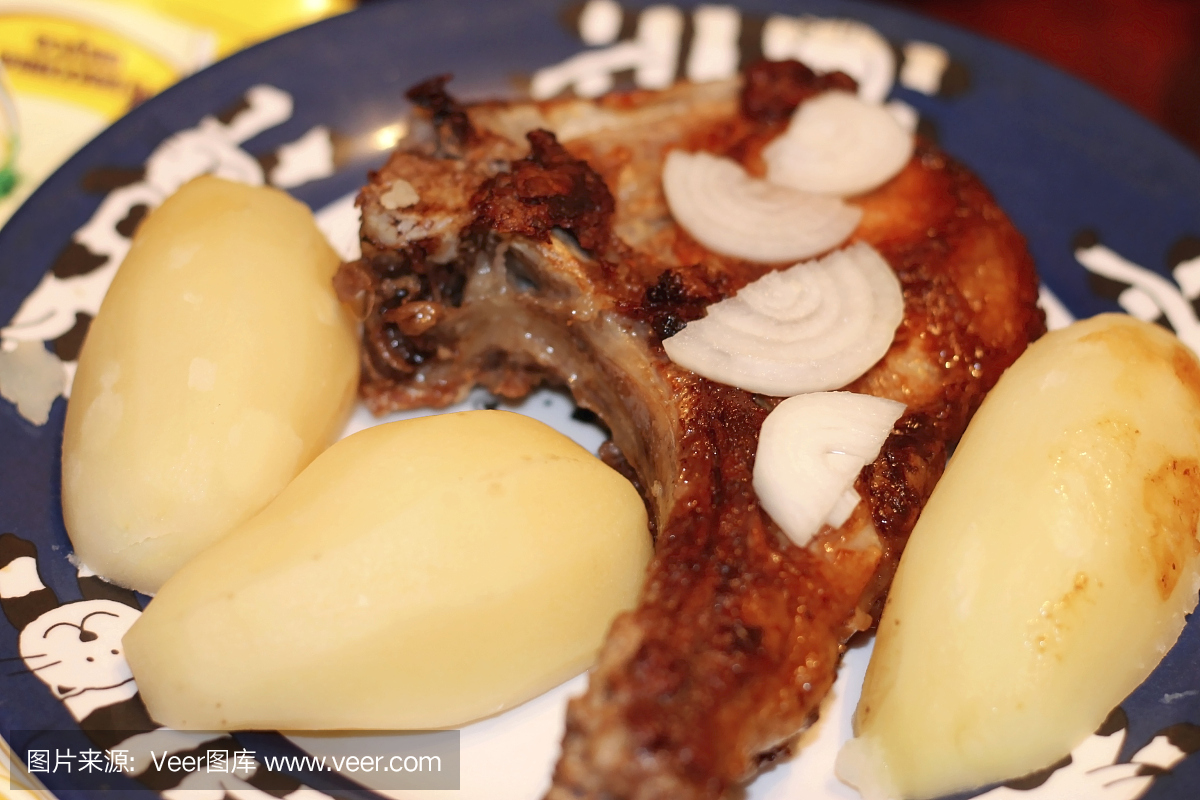 煮土豆,煮马铃薯,英文字母A,A