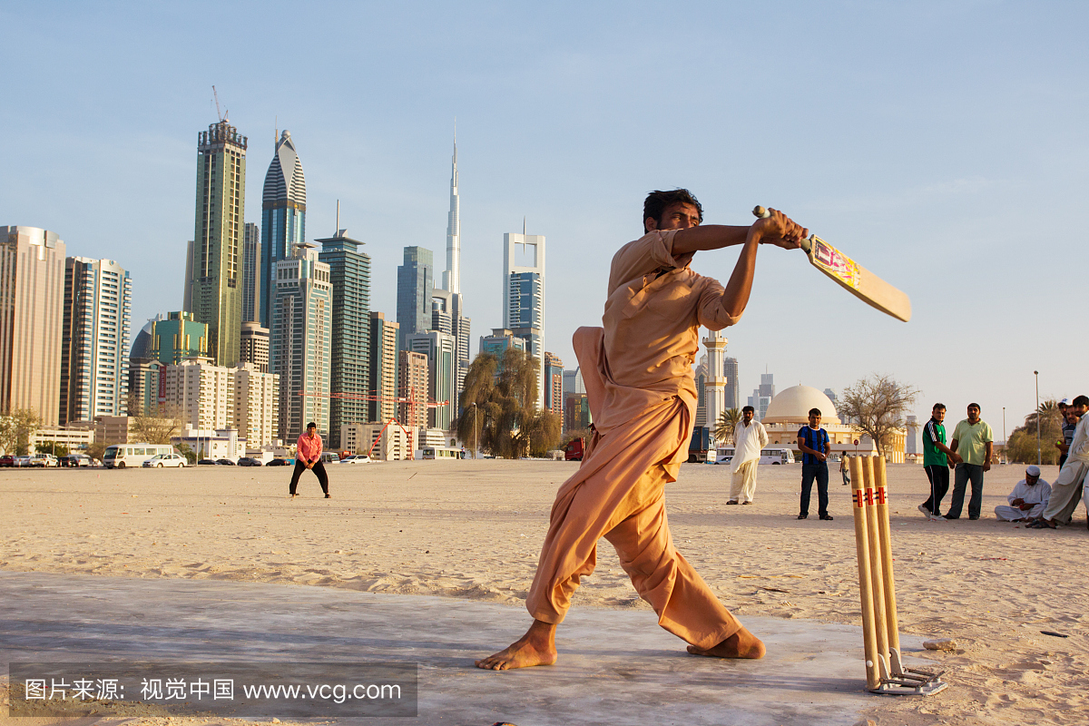 巴基斯坦人和印度人在沙特阿拉伯,迪拜,阿联酋