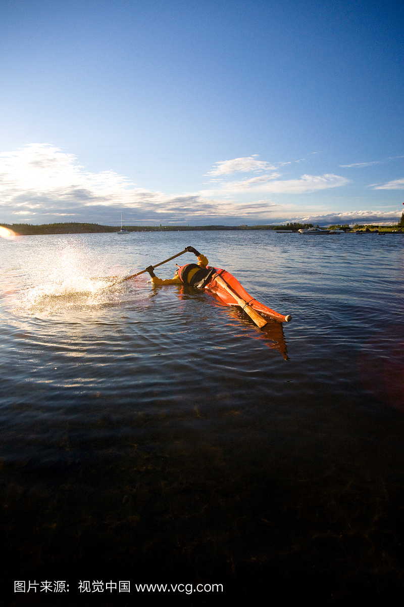 Kayaker flipping on the Back Bay portion of the