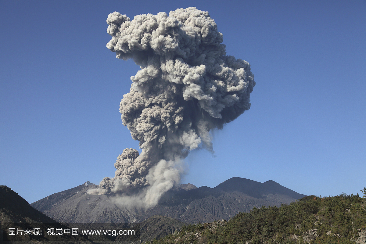 2010年1月4日 - 日本樱岛火山爆发火山爆发后