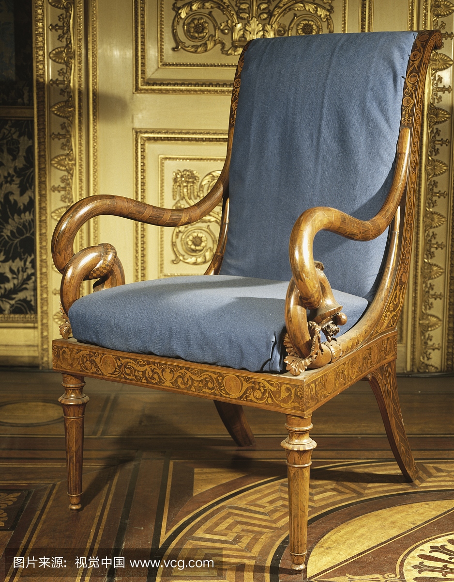 核桃扶手椅与红木镶嵌,都灵王宫,皮埃蒙特,意大