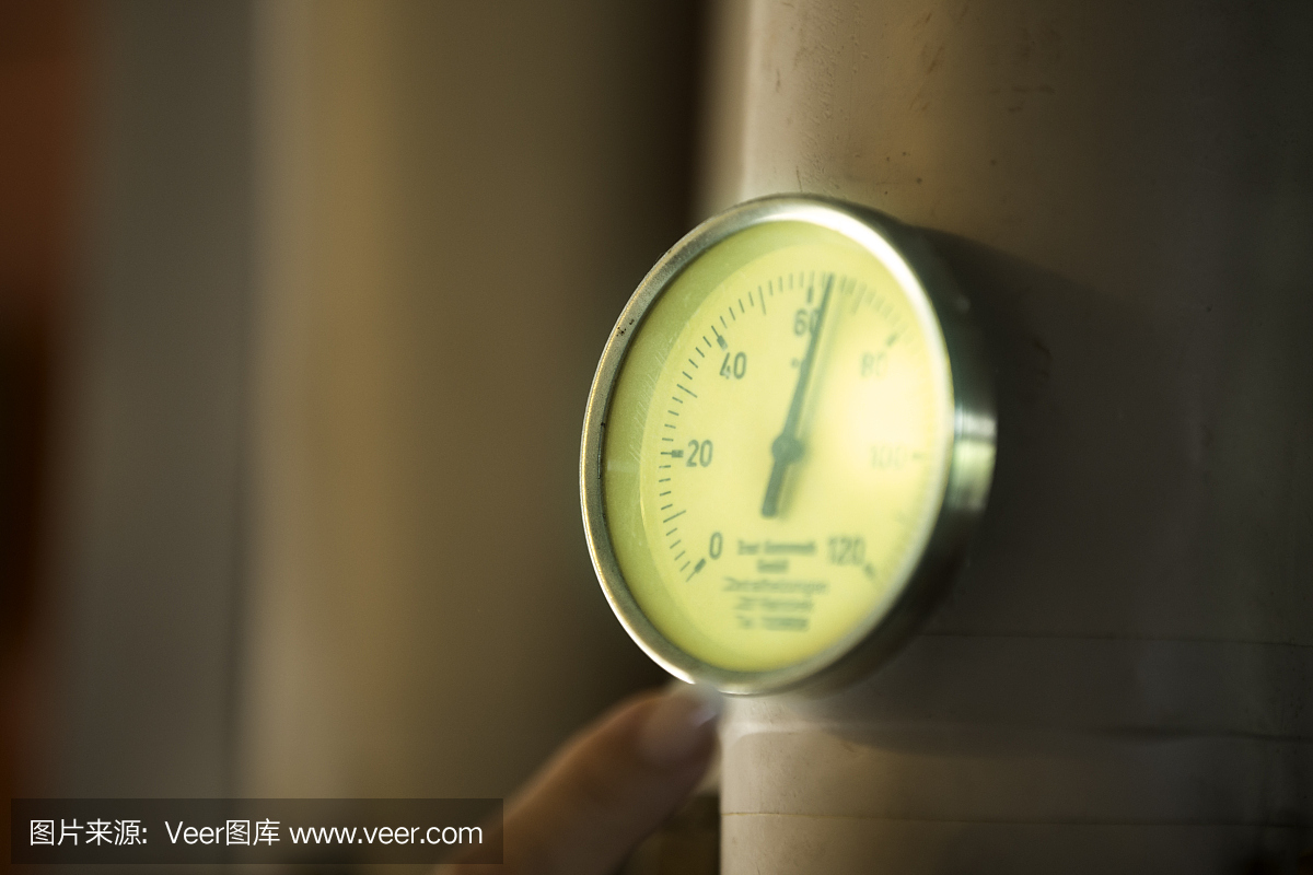 俄美谈判成功闭幕：交际破冰仍是权宜之计？