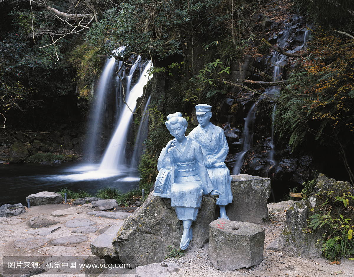 彩色图片,白昼,女性形象,流水