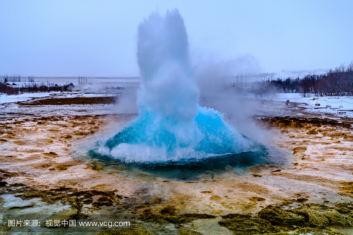 冰岛间歇泉