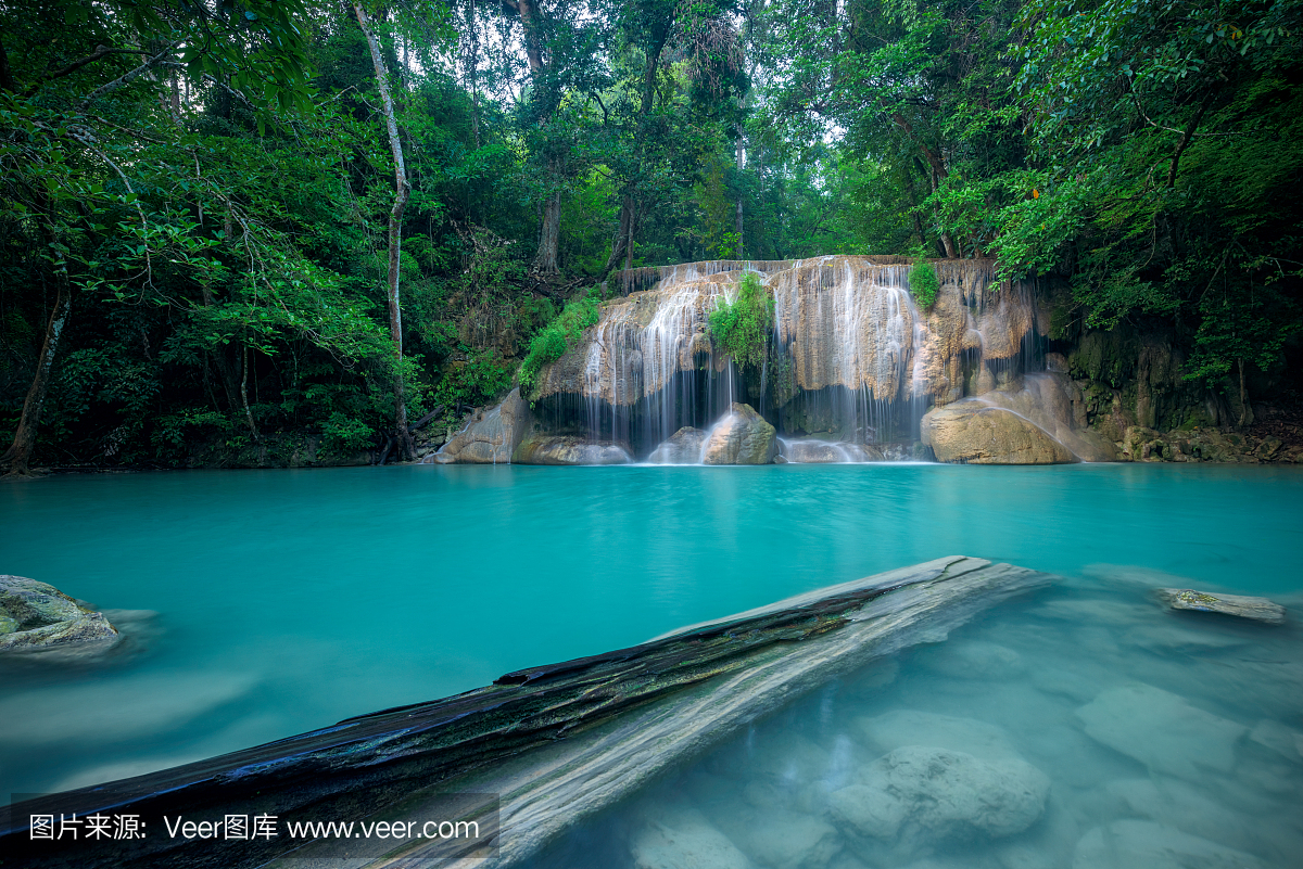 瀑布在埃及瀑布国家公园,北碧北部的森林