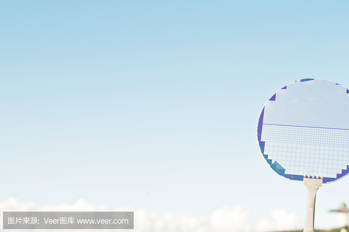 子保持带有方形图案辐射像素探测器的半导体晶