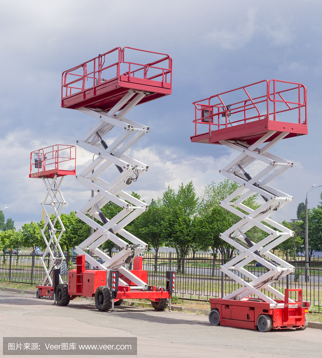 活动起重机,吊臂起重机,格构斜臂式其重机,车载升降台