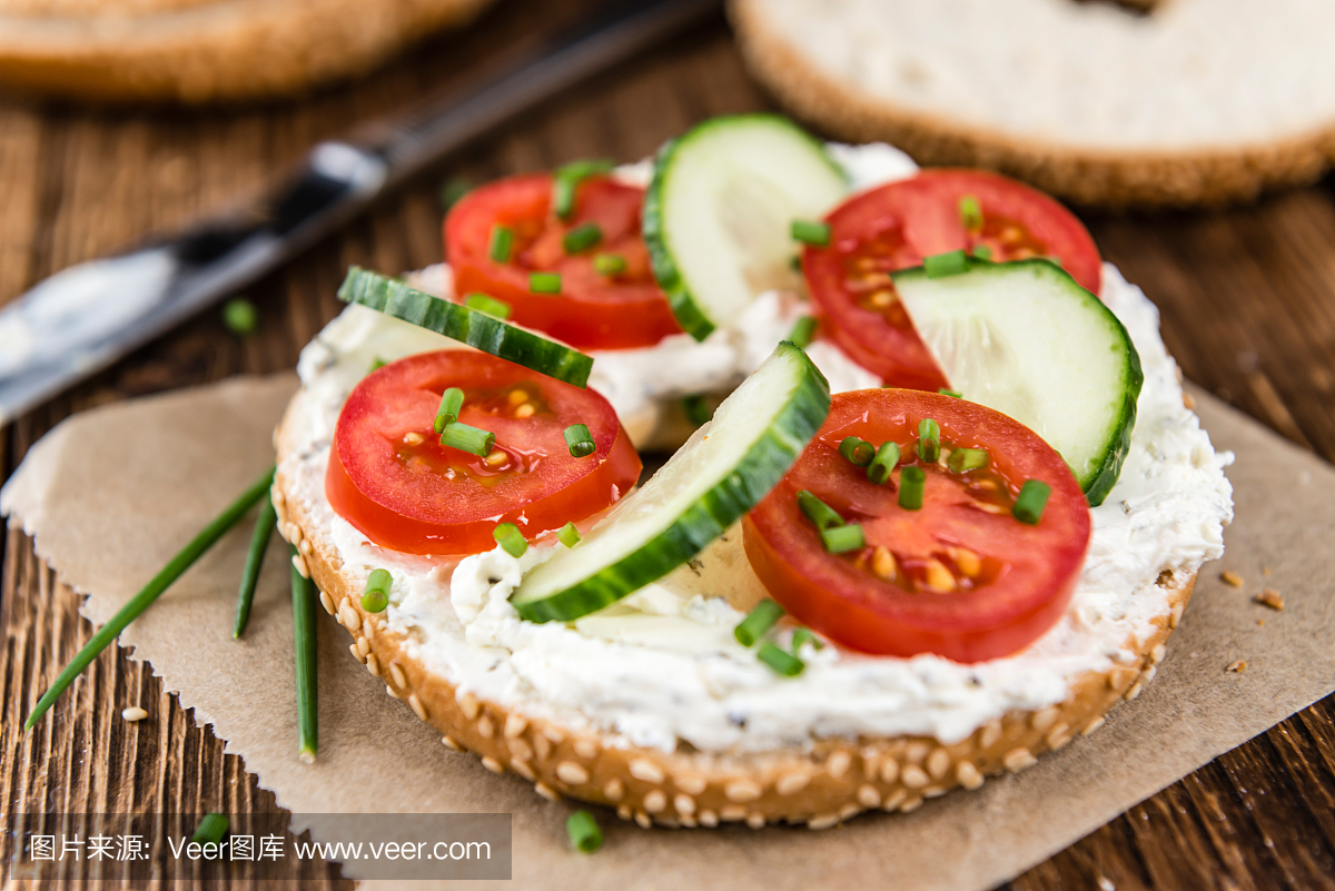 新鲜奶油芝士百吉饼