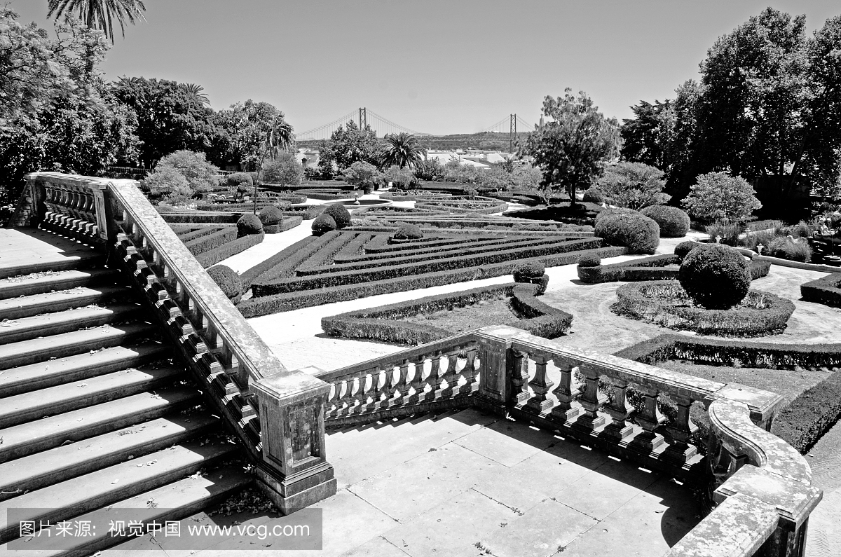Jardim Botanico da Ajuda in black and white