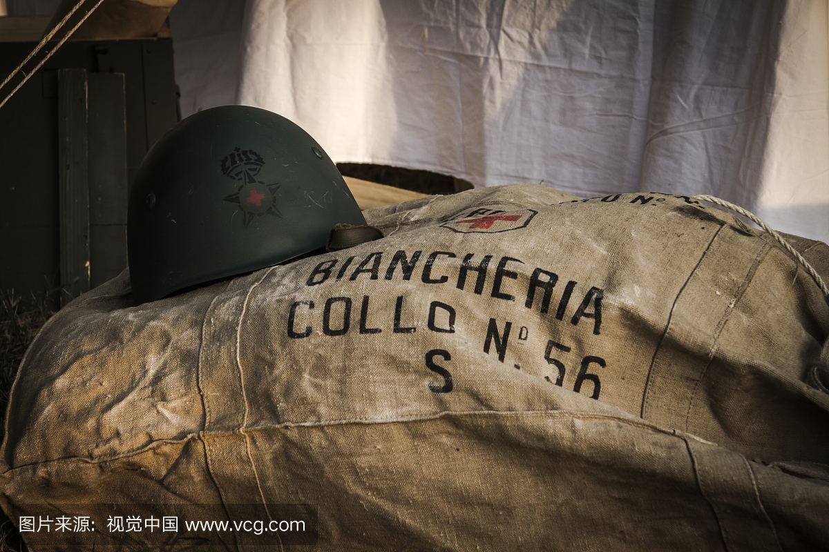 头盔和洗衣袋,意大利陆军医院,希腊前线,二战,二