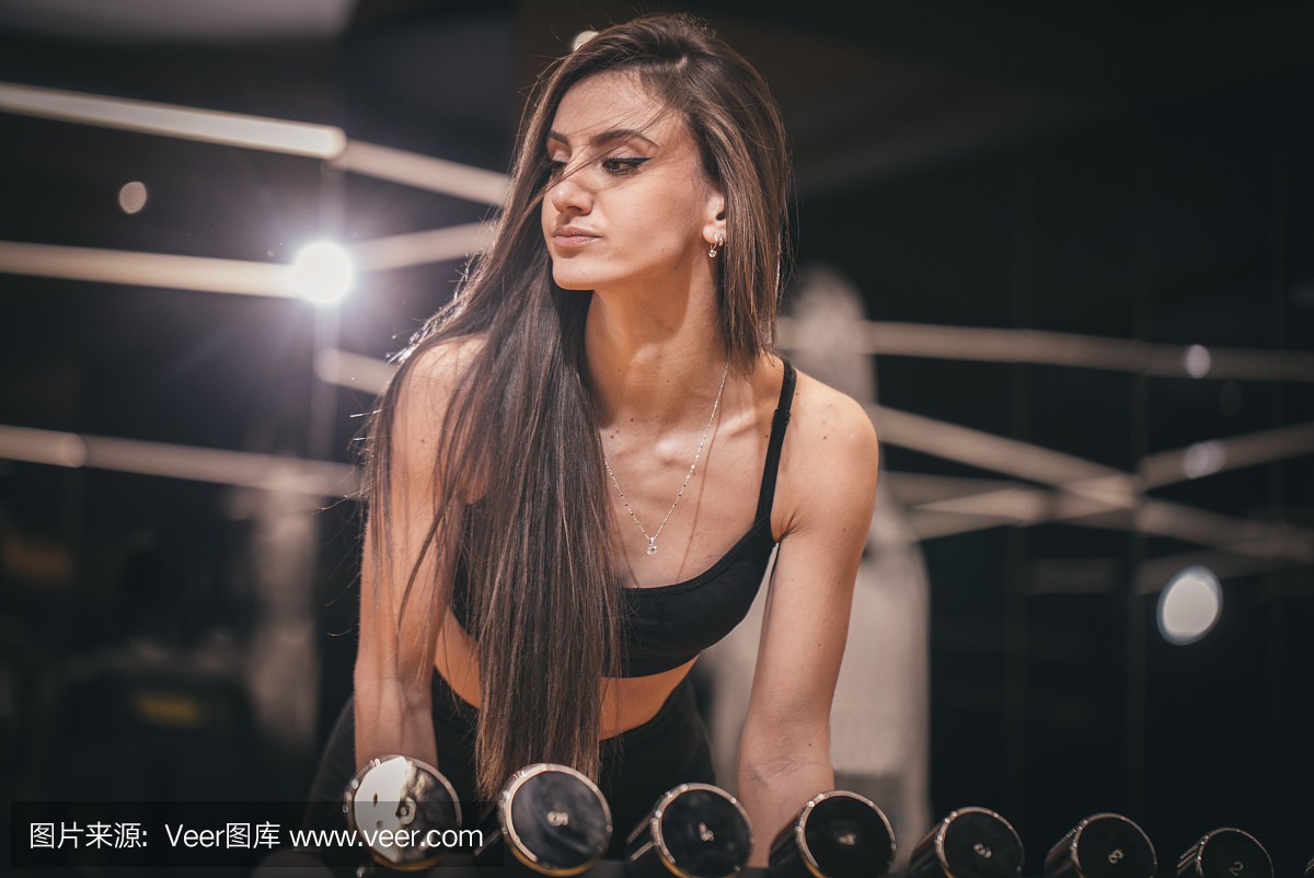 健身房体重训练