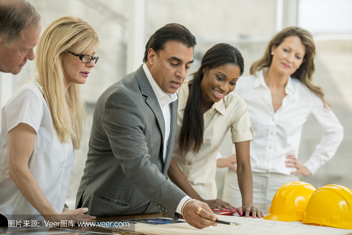 建筑师设计建筑项目