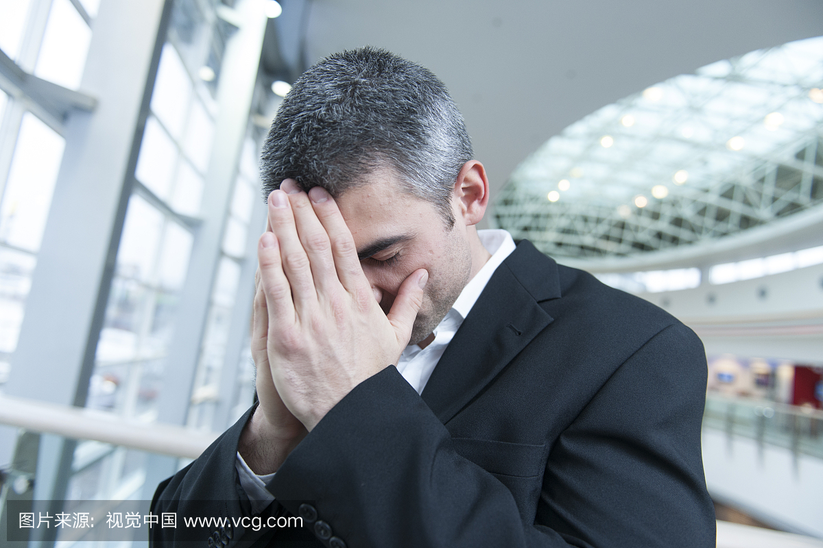 失败,不成功的,搓折,功亏一篑